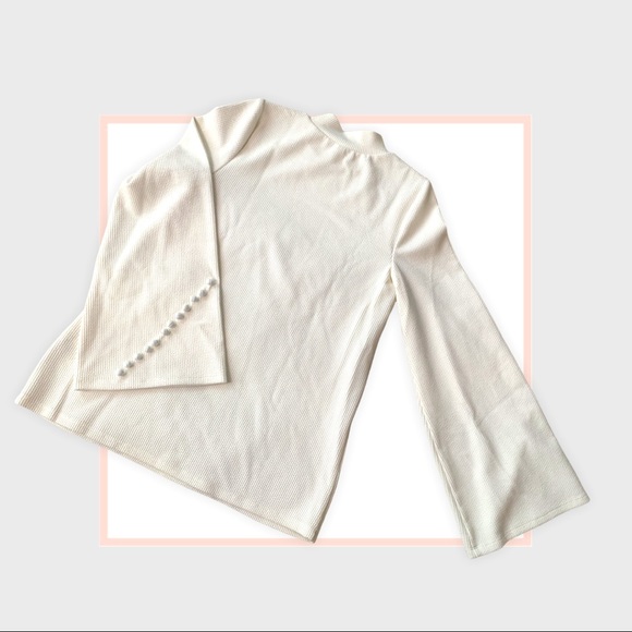 Kensie cream high neck stretchy loose bell sleeved tunic sweater. - Picture 2 of 8